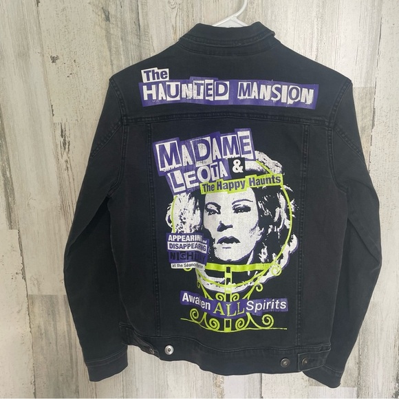 Disney Trucker Jacket Haunted Mansion Madame Leota Denim Jean Halloween size XS - Picture 1 of 9
